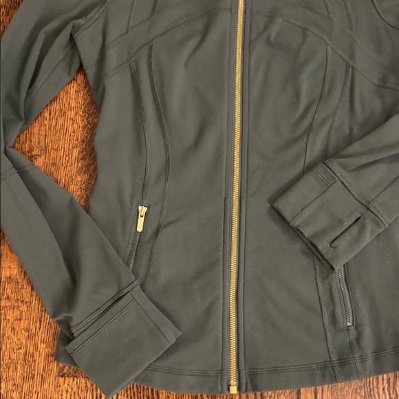 Lululemon zip up - Picture 2 of 5